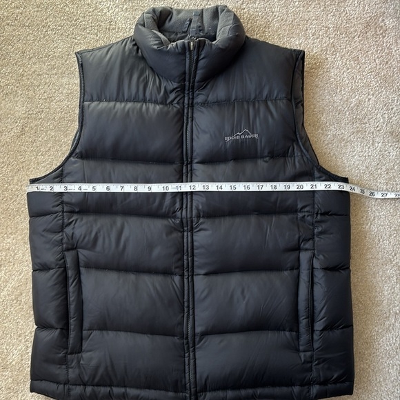 EUC Puffer Vest Eddie Bauer Size Large - Picture 7 of 8
